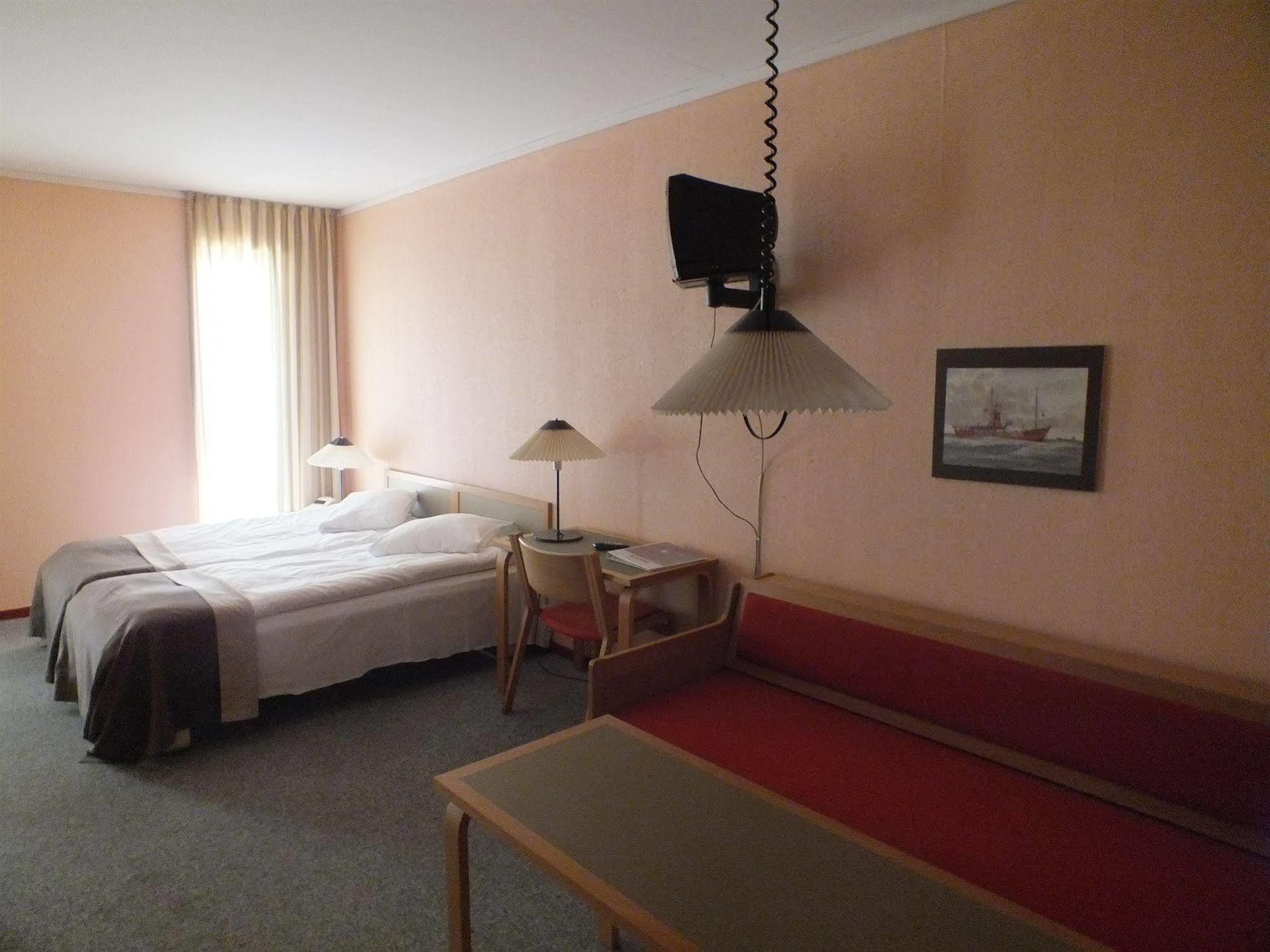 Hundested Kro Hotel מראה חיצוני תמונה